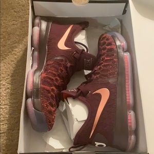 Men’s Nike Zoom Kevin Durant 9’s